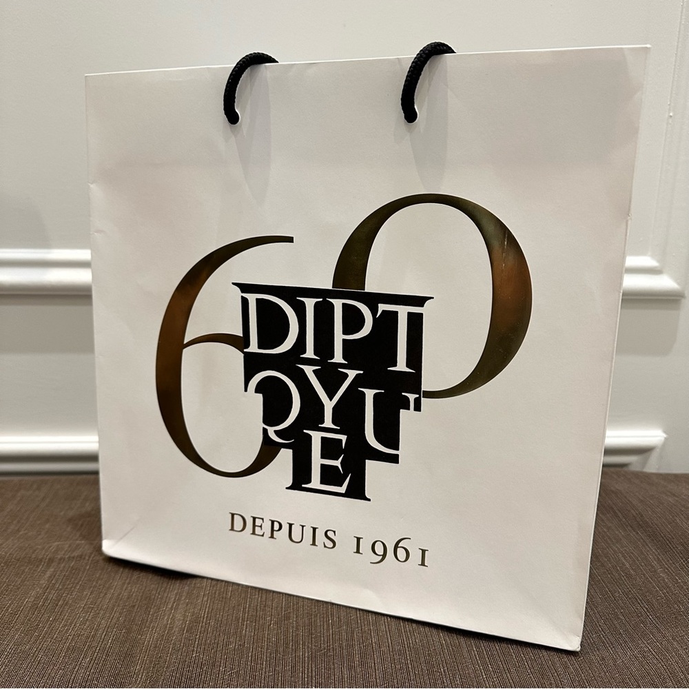 Diptype medium size gift bag